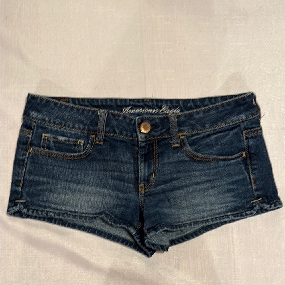 American Eagle Outfitters Women's Blue Denim Shorts